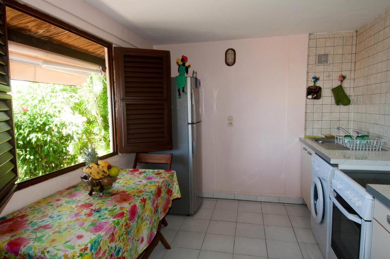Rose Phoenix Rez-De-Jardin Piscine Et Vue Mer Les Anses-d'Arlet Exterior foto