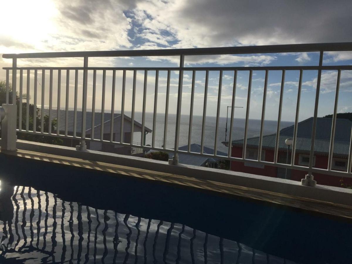 Rose Phoenix Rez-De-Jardin Piscine Et Vue Mer Les Anses-d'Arlet Exterior foto